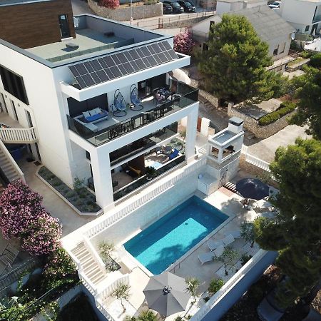 Luxury Beachfront Villa Carlisa Čiovo エクステリア 写真