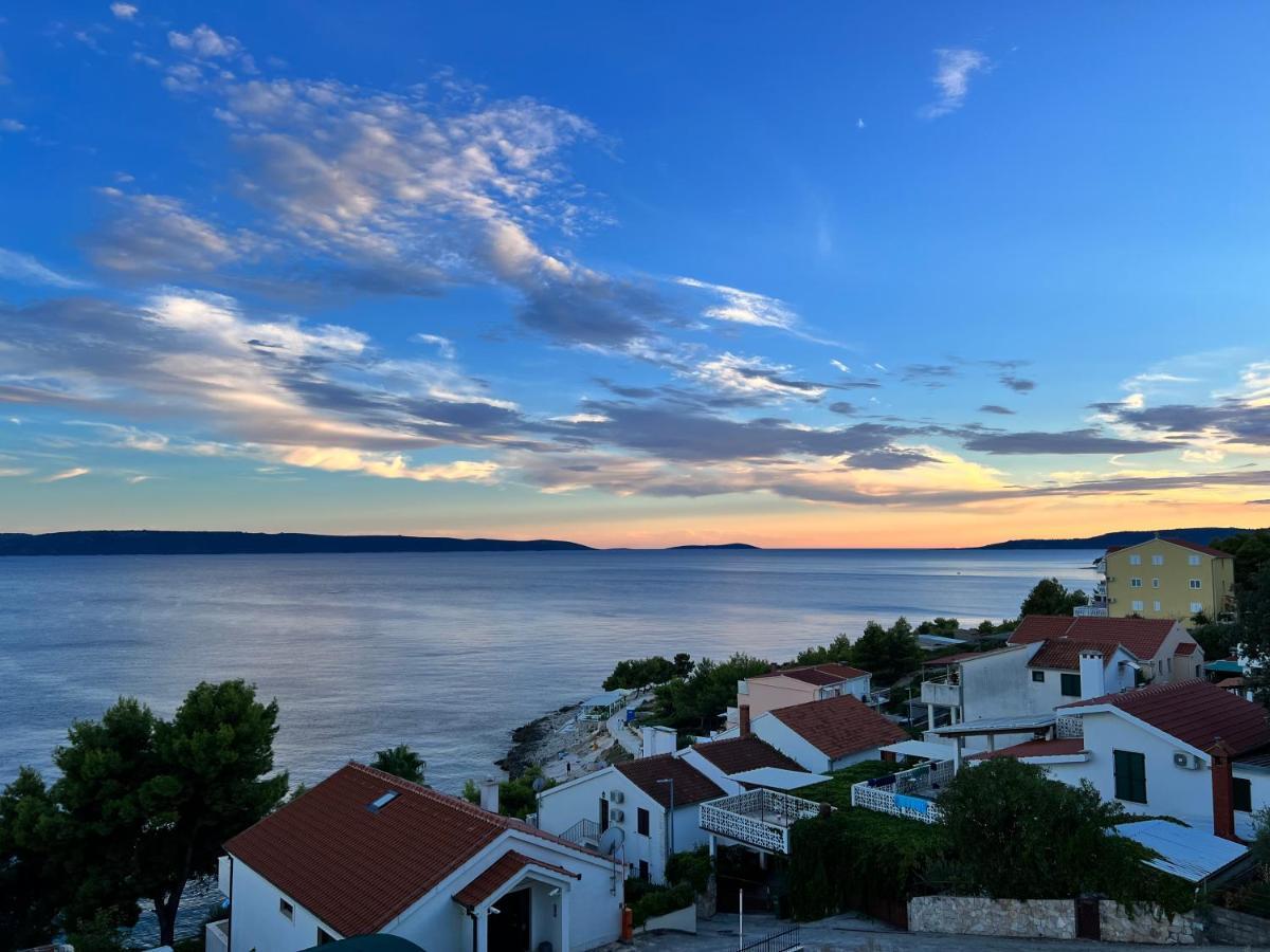 Luxury Beachfront Villa Carlisa Čiovo エクステリア 写真