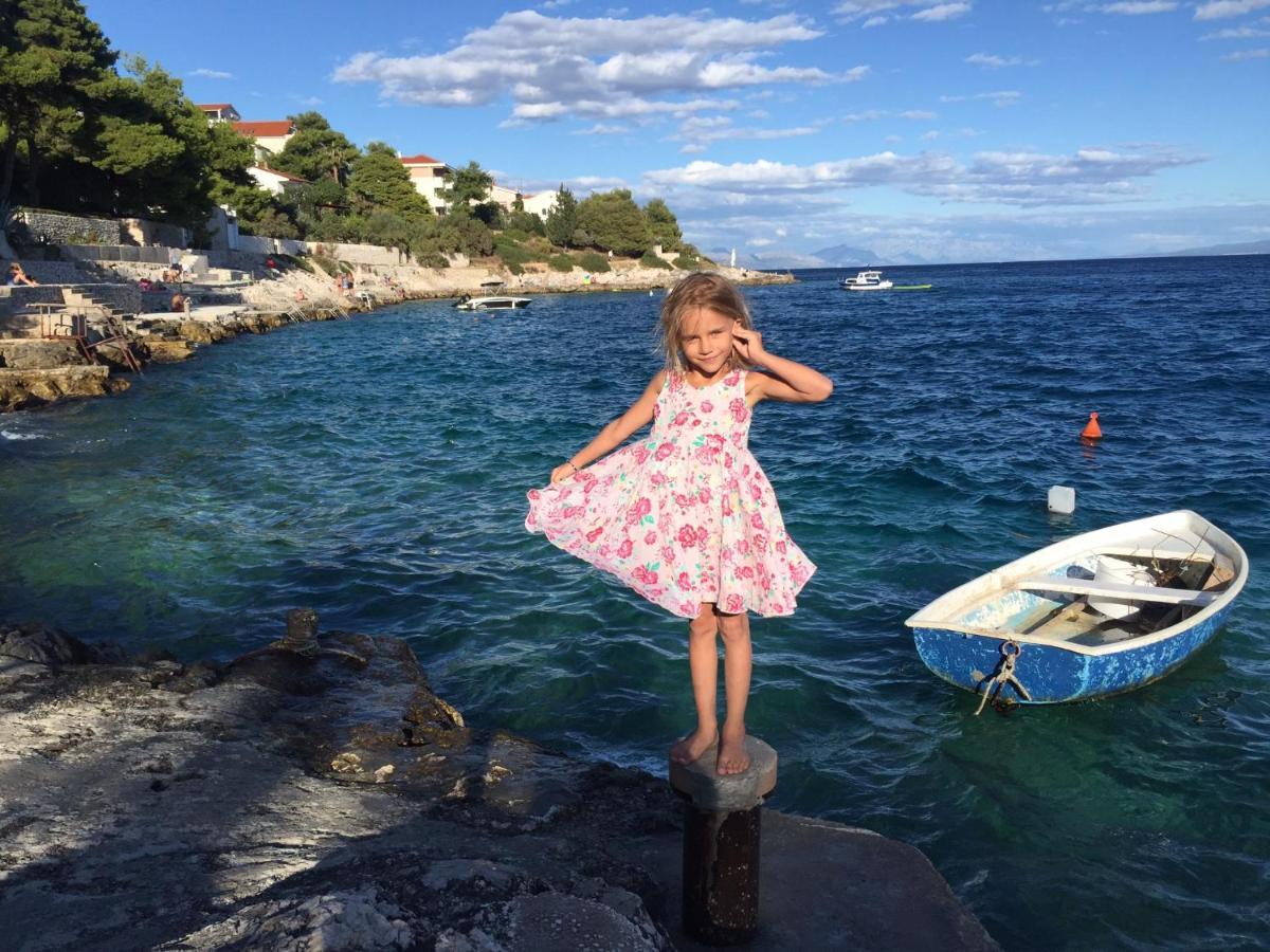 Luxury Beachfront Villa Carlisa Čiovo エクステリア 写真
