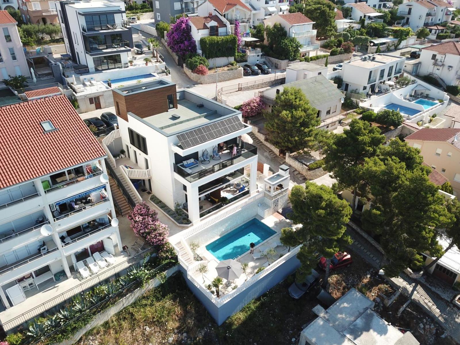 Luxury Beachfront Villa Carlisa Čiovo エクステリア 写真